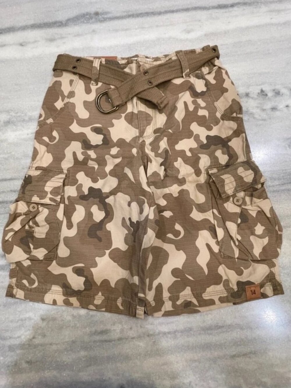 Urban Pipeline Boys Cargo Shorts 14 NWT